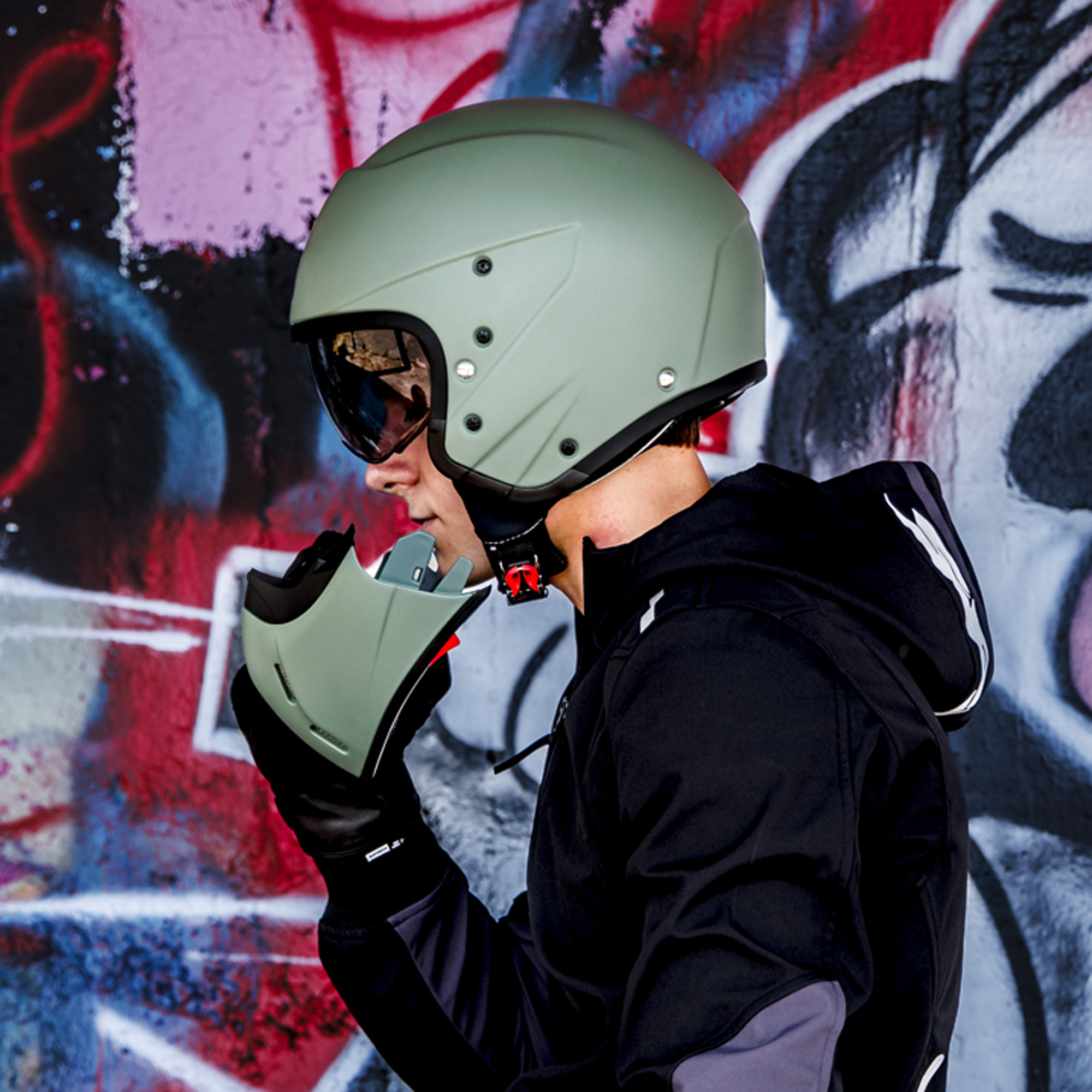 Airoh J110 Helmet - Miltary Green Matt